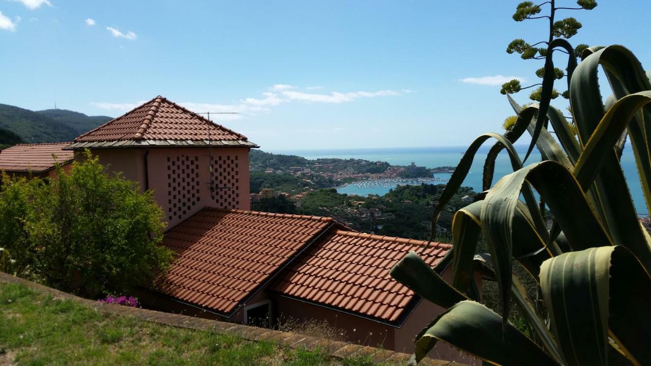 Agave Di Lerici Villa Eksteriør billede